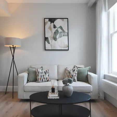 A Comfort Apartments London Exterior photo